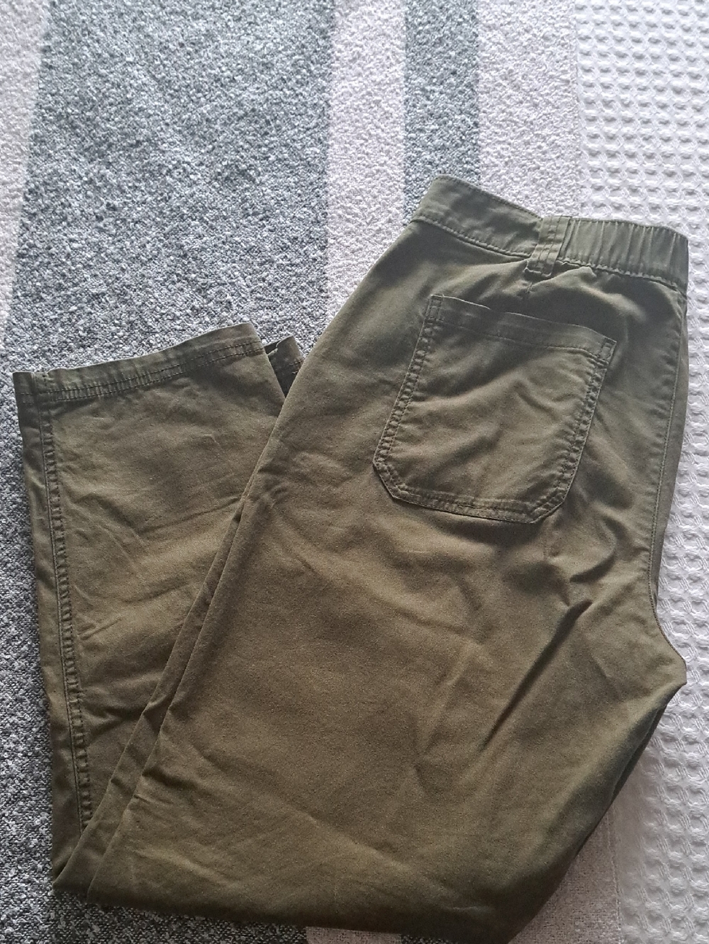 Women's Olive Green Casual Pants